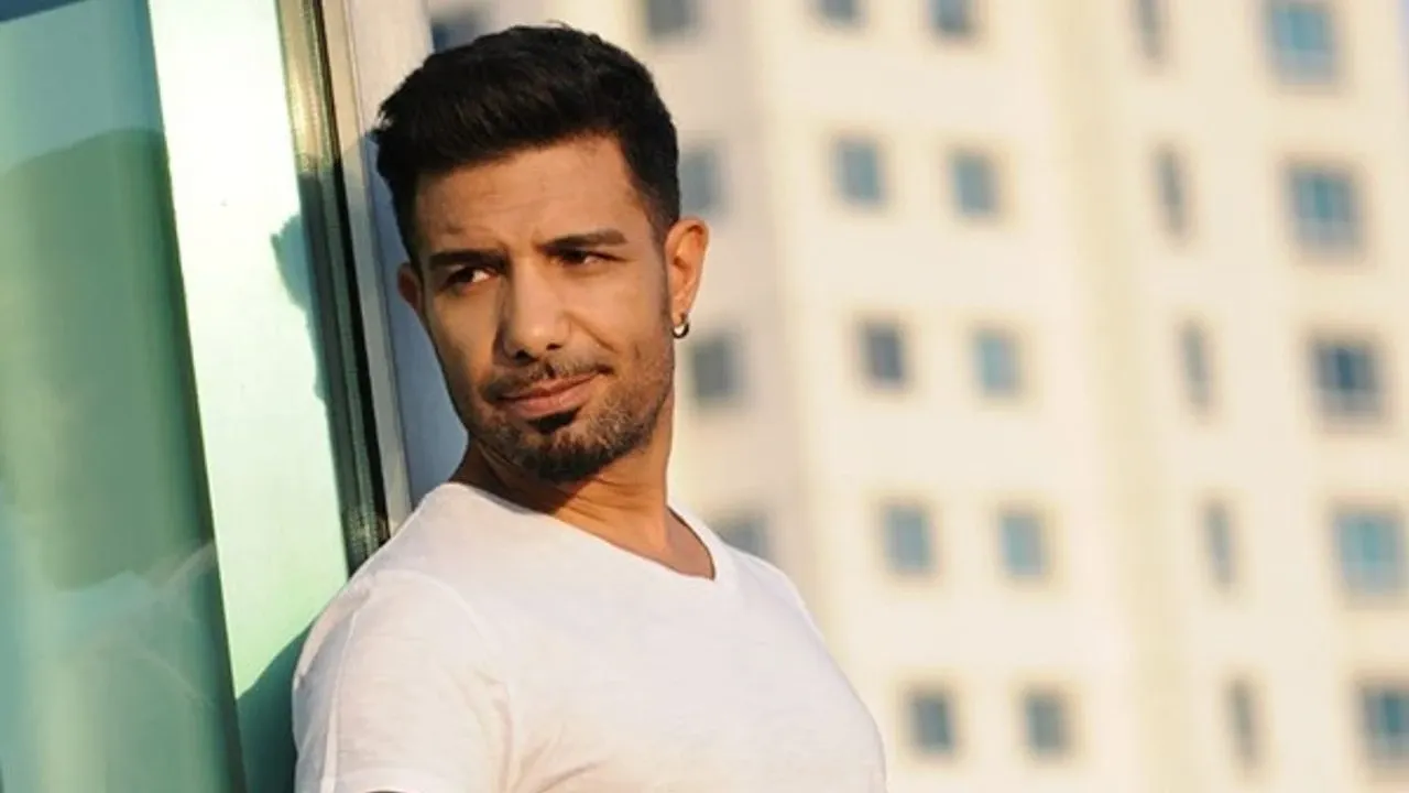 Cüneyt Tek, Müzik Ziyafeti İçin Antalya’ya Geliyor