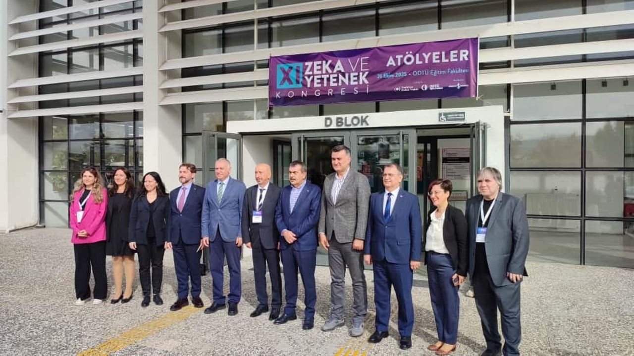 Bakan Tekin, ODTÜ’de zeka ve yetenek atölyelerini yerinde inceledi