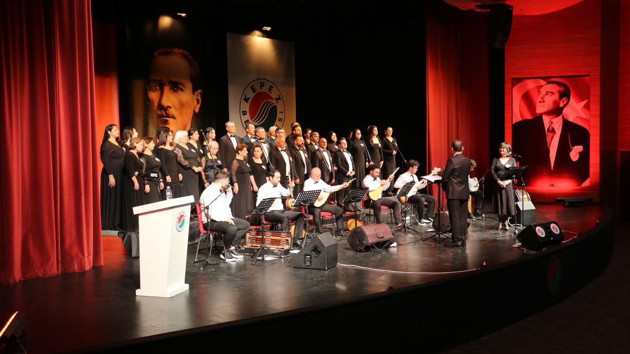 Kepez’den 102. Yıla Özel Cumhuriyet Konseri