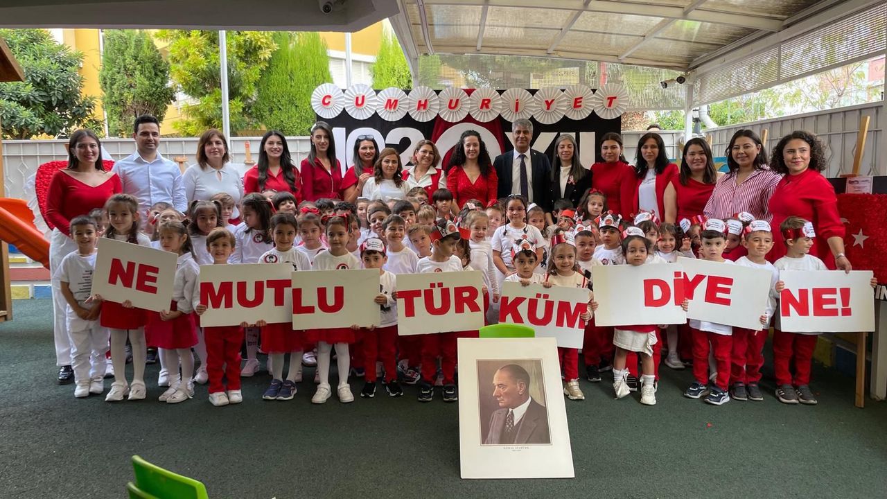 Konyaaltı’nın kreşlerinde Cumhuriyet Bayramı kutlandı
