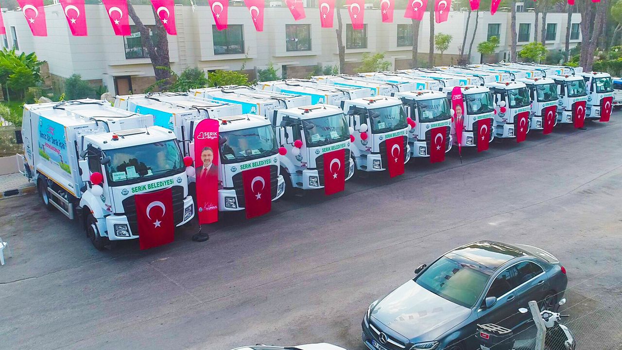 Serik'e yeni 37 hizmet aracı