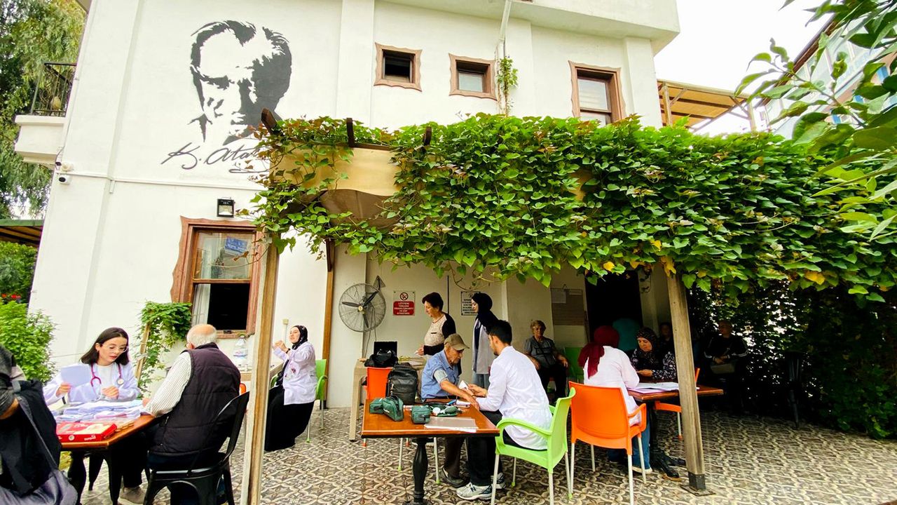 Muratpaşa’dan kıdemli kent sakinlerine sağlık taraması