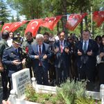 15 Temmuz şehidi Yasin Naci Ağaroğlu, mezarı başında anıldı