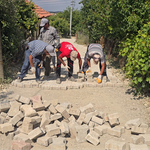 Korkuteli Belediyesi yolları konforlu hale getirdi