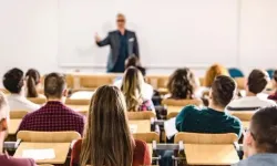 MEB son dakika, Başöğretmenlik kaldırıldı mı, uzman öğretmen mi olacaklar Artık maaşları da eşitlenecek