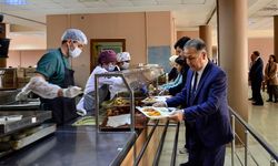 Öğrencilere rektör de eşlik etti