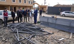 Adana’da hayvan pazarı yapımı devam ediyor