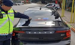 Çakar takıp trafiğe çıkan Tofaş otomobile ceza