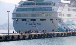 Turistler denizden akın ediyor