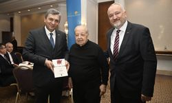 Vali Şahin Türkiye’nin hedeflerine birlikte yürüyeceğiz