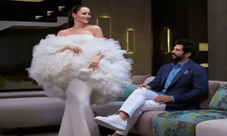 Fahriye Evcen paylaştı yorum yağdı, karavandaki aşk pozları olay oldu