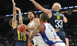 Fenerbahçe Beko - Manisa BB maçında heyecan dorukta