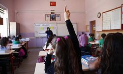 Ara tatil kaç gün, hangi ne denk geliyor, Nisan’da okullar tatil mi, Ramazan Bayramı tatiliyle birleşecek mi