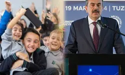 Nisan ara tatili öncesi 15 günlük tatil müjdesi, ekstra tatil öğrencileri sevindirecek kararı MEB açıkladı