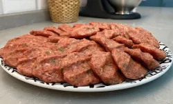 Adeta lokum gibi yapıyor, Canan Karatay reçeteyi verdi, bunu köfteye ekleyin ve deneyin, farkı göreceksiniz