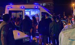 Motosikletle hafif ticari araç çarpıştı