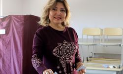 Antalya'da yerleşik yabancılar oy kullandı