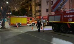 Mahsur kalan kadını itfaiye ekipleri kurtardı