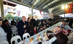Büyükşehrin iftar bereketi Karşıyaka’ya taşındı