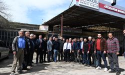 Başkan Böcek Elmalı’yı ziyaret etti