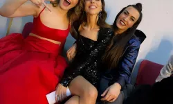 Burcu Biricik kırmızı elbisesiyle hamilelik pozları verdi, eşiyle beraber 8 Mart mesajı verdi