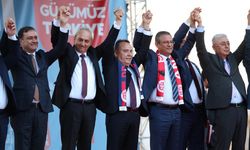 Antalyalı belediye başkanlarından Özgür Özel’e destek