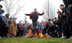 Nevruz Bayramı nedir ve niçin kutlanır, kimler kutlar, Türklerin mi?