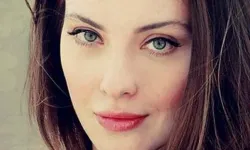 Arzu Yanardağ yeni saçıyla şaşırttı, saçını kazıtan ünlü oyuncu gelen tepkilerle sarsıldı