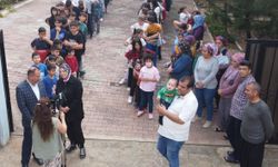 Adana’da bayram harçlığı kuyruğu