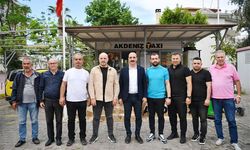 Konyaaltı'nın yeni başkanı Kotan esnafla bayramlaştı