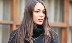 Dilan Çiçek Deniz öyle pozlar verdi ki, görenler manken gibi dedi, transparan pozuyla ortalığı salladı