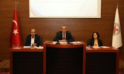 Döşemealtı Meclisi’nin ilk toplantısında encümen ve ihtisas komisyonlarının üyeleri seçildi