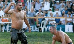 Kumluca güreşlerinin başpehlivanı belli oldu... Peki kürsüye hangi başpehlivan çıktı?