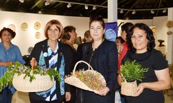 Antalya’da Kadın elinden 'Rengarenk' sergi