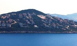 Alanya başladı, sıra Kaş’ta… Kaçak yapı cenneti Kaş…