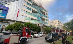 Kızılay'ın Batı Akdeniz Kan Merkezi binasında yangın