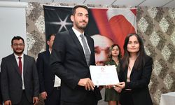 Başkan Topaloğlu mazbatasını aldı