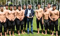 Başkan Niyazi Nefi Kara’dan Manavgatlı güreşlere antrenman morali