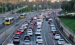 Ramazan Bayramı’nda Trafikte Kurallara Dikkat, Uyamayana 33 Bin liralık Ceza Var, Aşırı Sollamadan Tutun Aşırı Hıza Kadar Cezalar Yolda