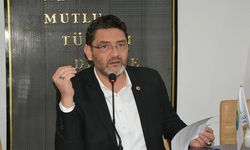 Böylesi ne görüldü ne duyuldu… Antalya’nın Korkuteli eski, yeni başkandan borçlarının listesini asmasını istedi