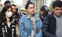 Dilan Polat korkudan uyuyamıyor… Polat, annesini ve anneannesini katleden cani ile aynı koğuşta kalmamak için cezaevine dönmek istemiş