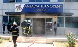 Teknokent AR-GE binasında çıkan yangın söndürüldü