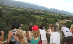 Fotoğraf tutkunları gördüklerine inanamadı