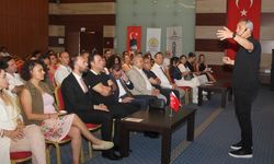 YÖRSİAD’ta beden dili konuşuldu