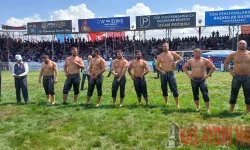 663’ncü Kırkpınar’da ön eleme oynayacak başpehlivanlar belli oldu... İlk 32’si belli olan Kırkpınar’da son 8 için 27 başpehlivan güreşecek… Peki ön elemede hangi başpehlivanlar güreşecek?