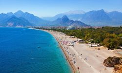 Antalya’nın dünyaca ünlü plajlarındaki acı tablo… Çevre Mühendislerinden çözüm önerisi geldi