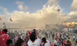 Gökyüzünde çelik kanatların gösterisi mest etti… Binlerce insan izledi