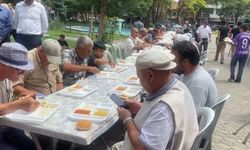 Afyonkarahisar'da asırlık gelenek geri döndü… Camide tarihi etkinlik…
