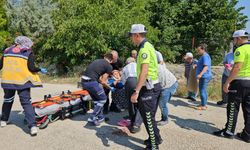 Burdur’da elektrikli motosikletten düşüp yaralandı