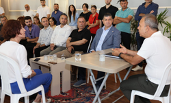 Haciz şoku yaşayan Döşemealtı Belediye Başkanı’na merak uyandıran ziyaret… CHP Antalya Milletvekilleri taraf mı tutuyor?